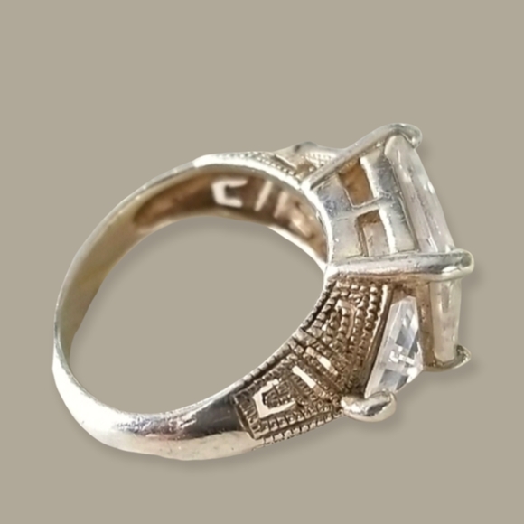 Vintage Cubic Zirconia Engagement Ring Sterling Silver 925 SZ 6 - Picture 5 of 16